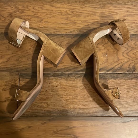 Gianvito Rossi Suede Sandals - Picture 7 of 16